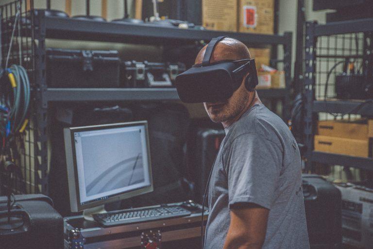 Calling on Virtual Reality in The Wake of COVID-19