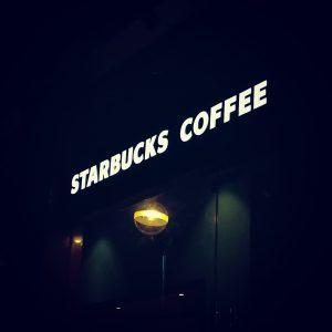 starbucks close stores