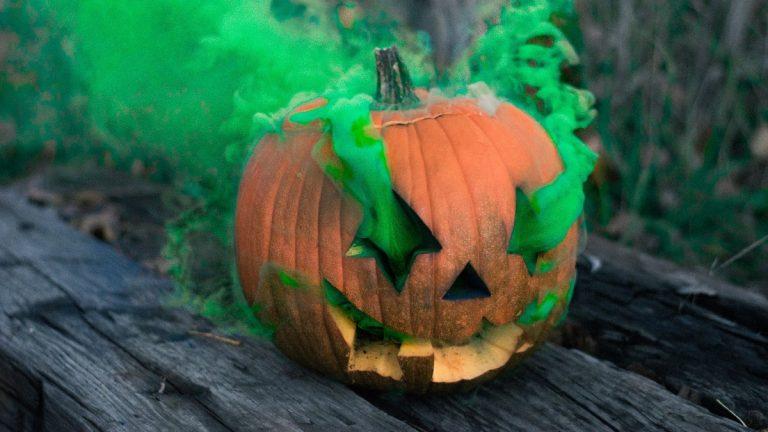 Dragula Halloween Pumpkin