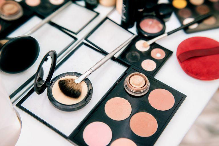 makeup-lover