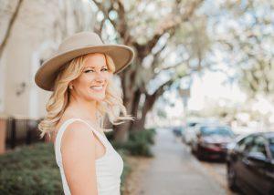 Health Coach Kristin Thomas smiling
