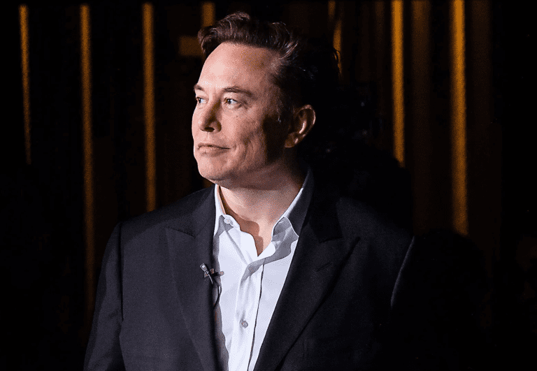 Elon Musk bans journalists from Twitter