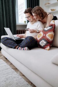 4-ways-to-improve-your-customer’s-online-shopping-experience