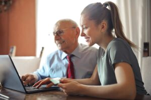 keeping-your-support-staff-engaged,-happy-&-dynamic