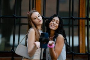 how-to-build-long-term-win-win-relationships-with-influencers