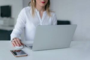 wage-war:-remote-work-trend-spawns-low-paying-gigs,-sparking-controversy