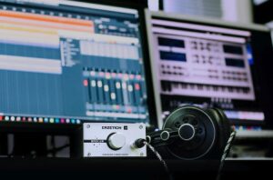 talent-hunt:-new-program-seeks-emerging-artists-in-music-industry