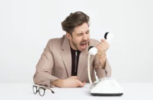 the-newest-workplace-trend-that-has-job-experts-and-hr-sounding-the-alarm