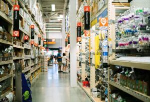 former-home-depot-ceo’s-stark-warning:-us-businesses-face-unprecedented-uncertainty