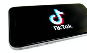 TikTok takes on Twitter