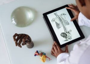 fintech tools that help save for college
