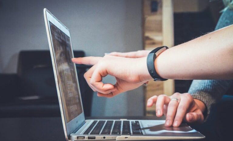 3-ways-to-take-advantage-of-immersive-experiences-for-businesses