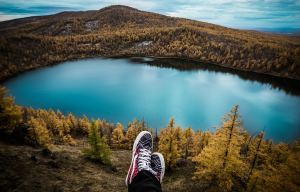 Travel Hacks: 30 Business Leaders' Tips for Efficient and Stress-Free Trips