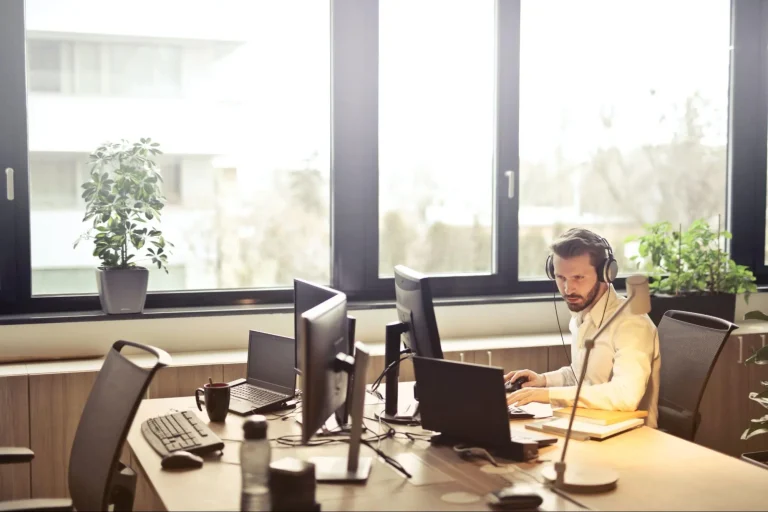 Optimizing Customer Experience With Technology-Driven Solutions
