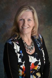 Julie Parker Peak - Visionary Real Estate Agent in Minnesota