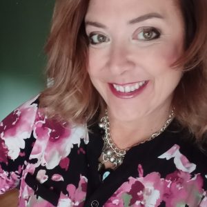 Kelly Sloan, synonymous with reliability and excellence, stands out as a figure worthy of the moniker 'best real estate agent in Missouri.