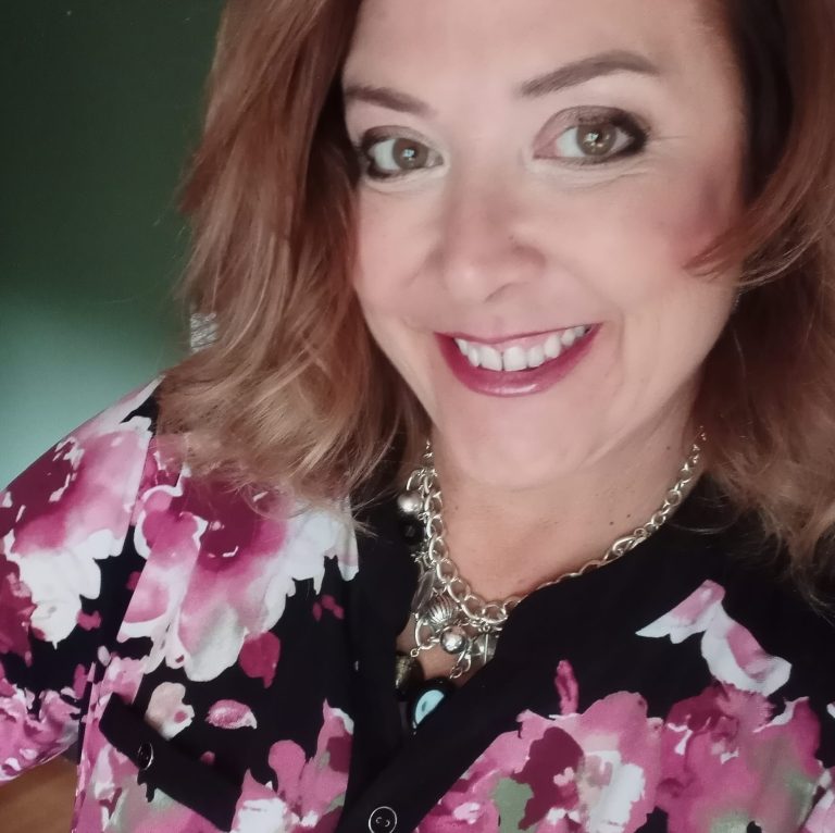 Kelly Sloan, synonymous with reliability and excellence, stands out as a figure worthy of the moniker 'best real estate agent in Missouri.