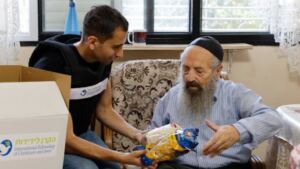 Yael Eckstein: Salary and Economic Challenges Amid War Inspire IFCJ to Offer a Lifeline to Struggling Israelis