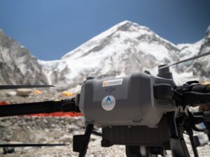 Esaiyo and Airlift Expedition Expands to Assist Decades Old Ecological Problems on Mount Everest