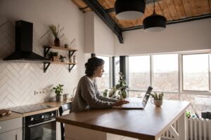 Navigate Your Career in a Remote and Hybrid Environment with Charles Financial Strategies’ Innovative Courses