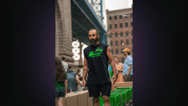 How the Moving Industry Is Adapting to Economic Shifts and Technological Transformation