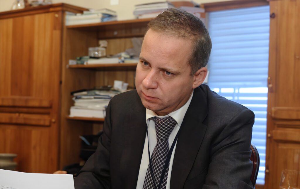 Valery Miroshnikov, DIA