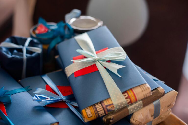2024 gift guide Grit Daily