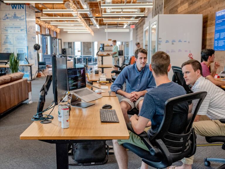 Scaling Your Startup: Managing Employee Travel as Your Team Grows